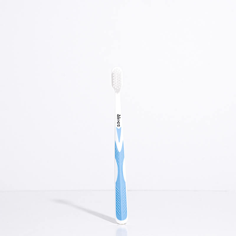 TOOTHBRUSH x1